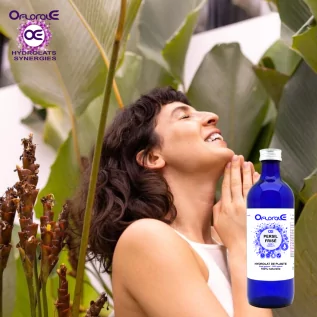 Beneficios y propiedades del hidrosol de hojas de perejil rizado (Petroselinum crispum) - OFLORALE