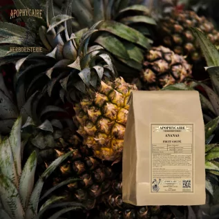 Pineapple herbal tea with cut fruit